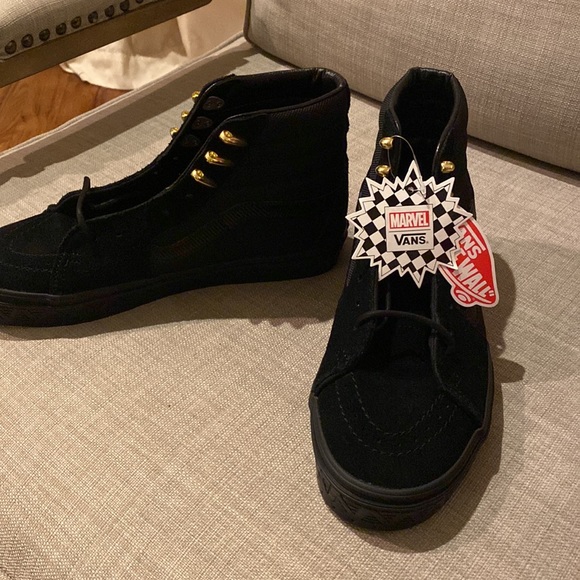 NWT VANS X MARVEL | Black Panther high tops | Men’s 7.5 Women’s 9 - Picture 5 of 11
